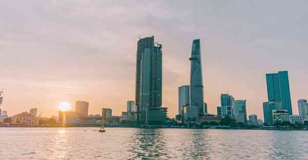 2021年雨水（2月18日）出生五行缺火的男孩名字